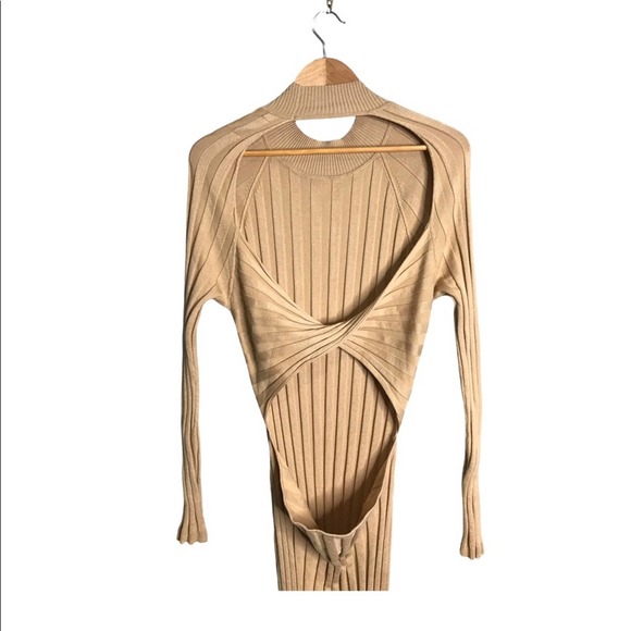 Missguided | Tall Crack The Dress Code High Neck twist Cut Out Back Maxi Dress - Picture 7 of 12